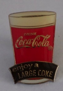 4812-1 € 3,00 coca cola pin Enjoy a large coke.jpeg